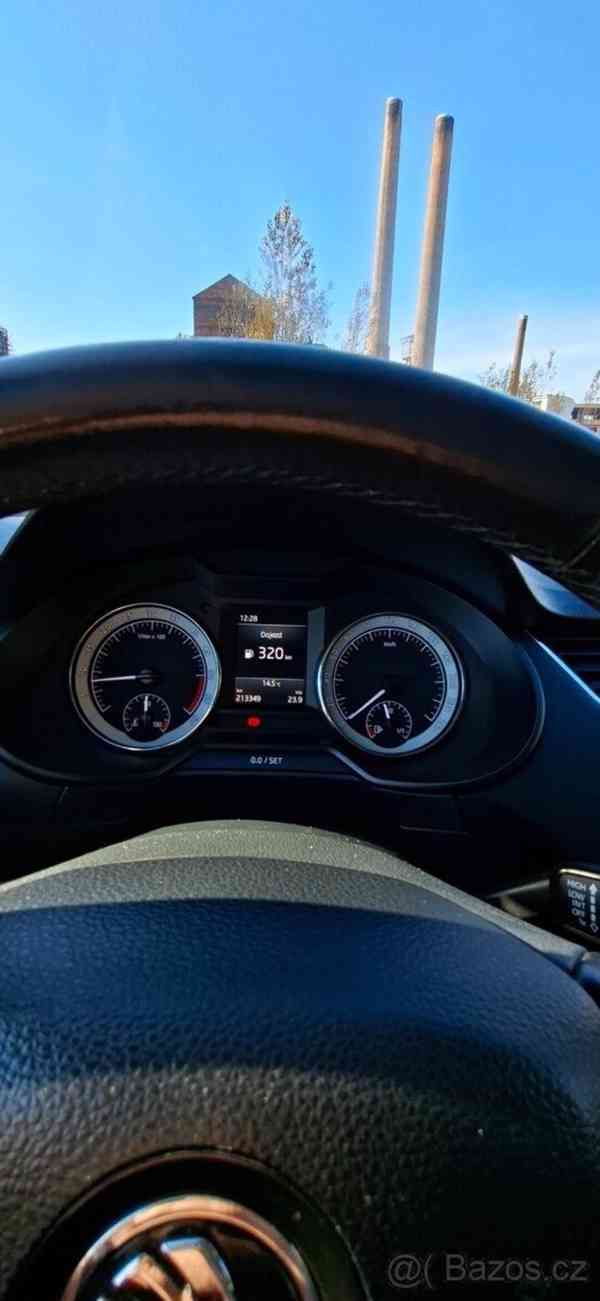 Škoda Octavia 1,6   TDI 85kw Style plus - foto 16