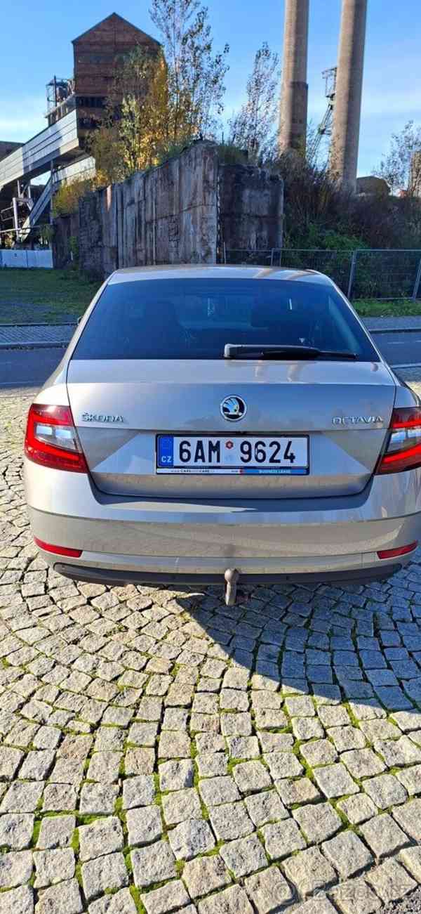 Škoda Octavia 1,6   TDI 85kw Style plus - foto 4