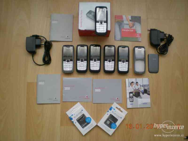 Nokia 2610 z r.2007 - plně funkční telefony od 50,-Kč