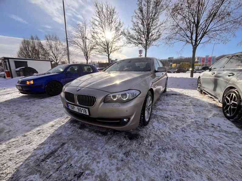 BMW Řada 5 3,0   F10 - foto 2
