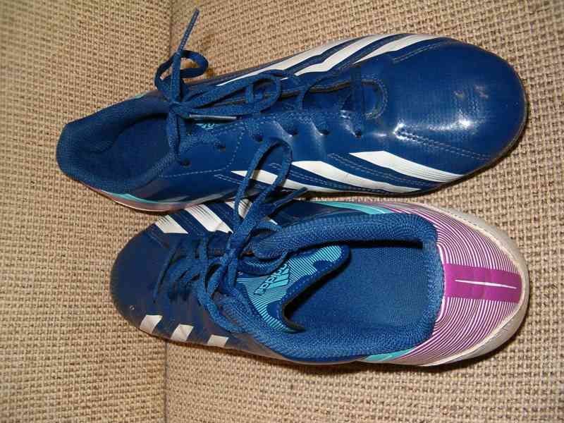 Nové kopačky Adidas Predator a jiné fotbalové: Nike, Umbro - foto 26