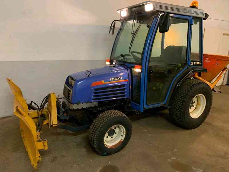 Traktor  Iseki 3135 - foto 12