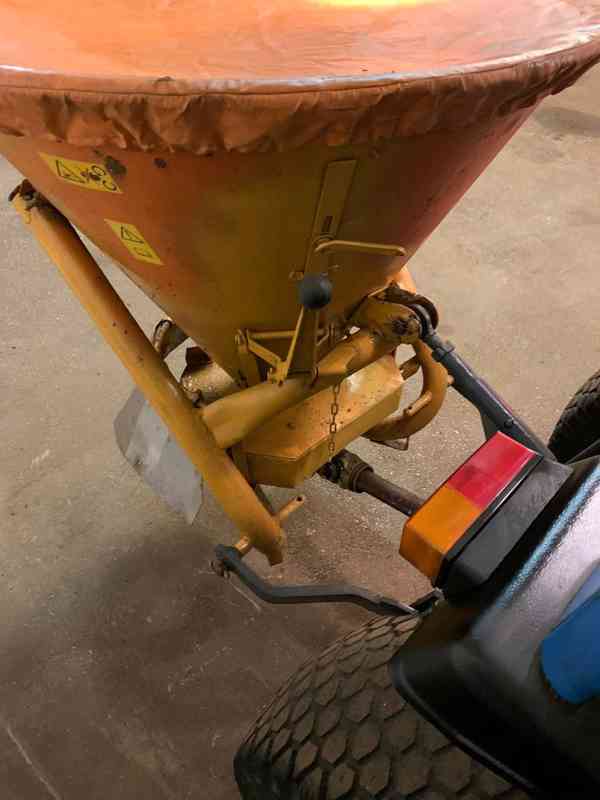 Traktor  Iseki 3135 - foto 11