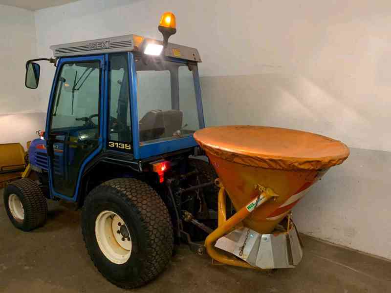 Traktor  Iseki 3135 - foto 2