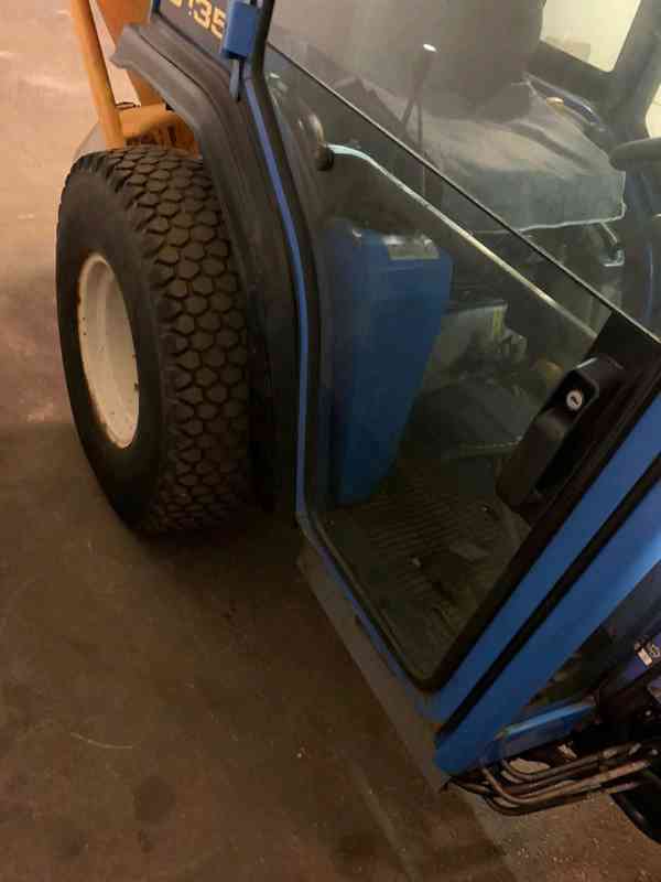 Traktor  Iseki 3135 - foto 3