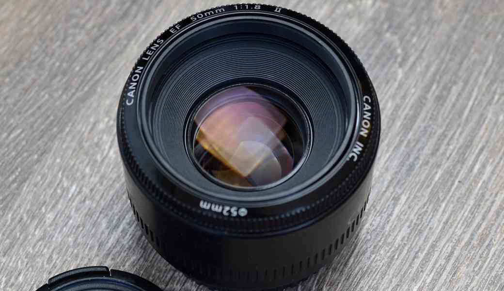 Canon EF 50mm f/1.8 II *1:1.8*full-frame Pevný  - foto 3
