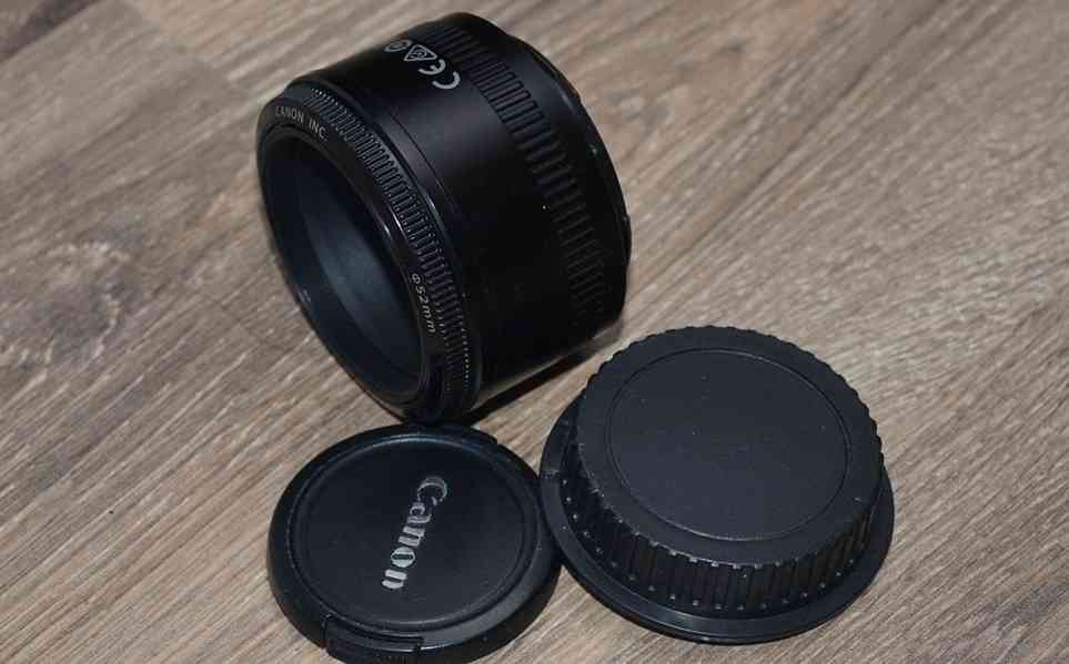 Canon EF 50mm f/1.8 II *1:1.8*full-frame Pevný  - foto 1