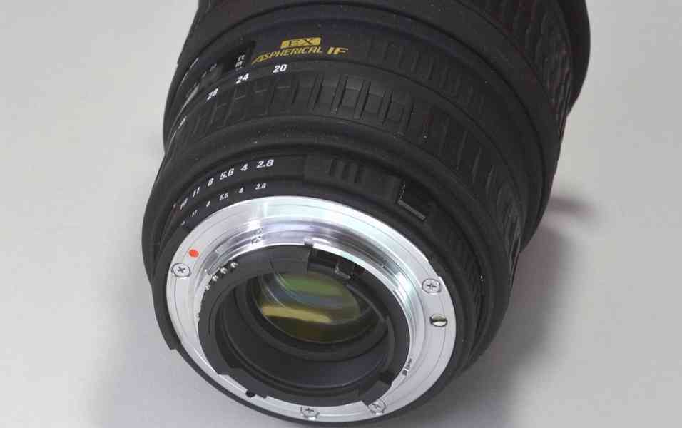pro Nikon - Sigma DG 20-40mmD F/2.8 EX **FX  - foto 4
