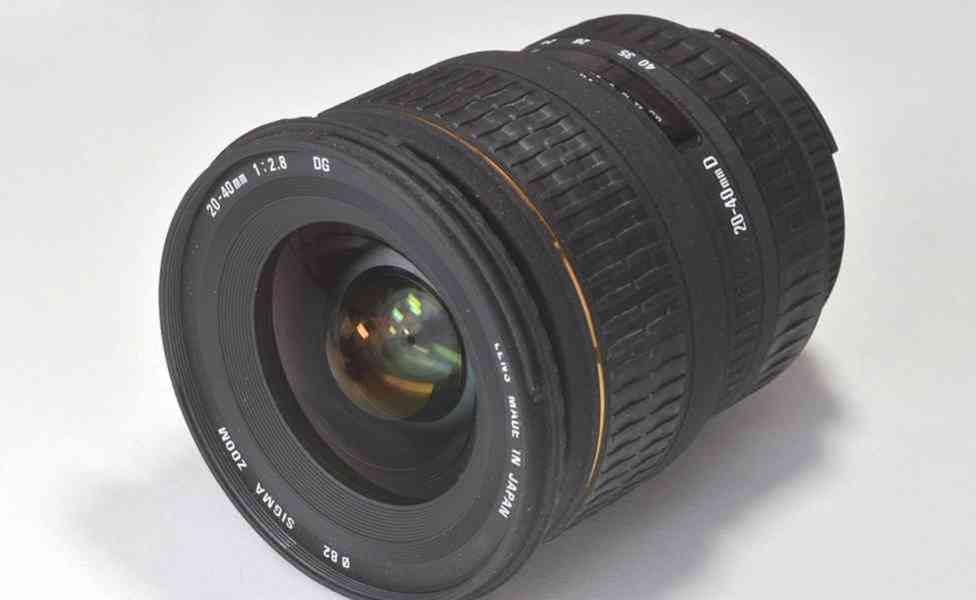pro Nikon - Sigma DG 20-40mmD F/2.8 EX **FX  - foto 2