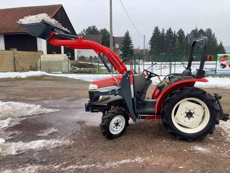 Yanmar EG 224 s čelním nakladačem - foto 6
