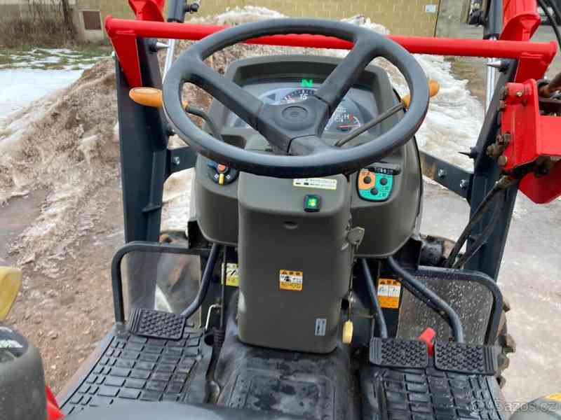Yanmar EG 224 s čelním nakladačem - foto 8
