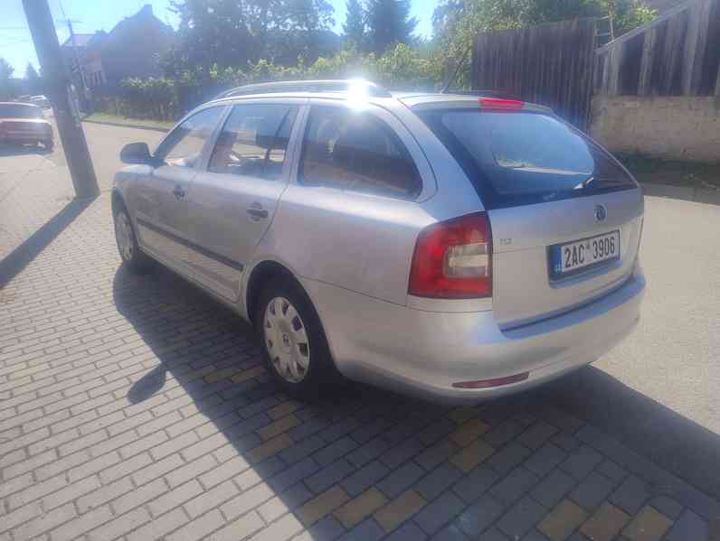 Škoda Octavia kombi 1,6 TDi 2011 - foto 5