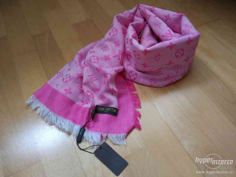 Šátek / pléd (LV) Louis Vuitton růžový - foto 3