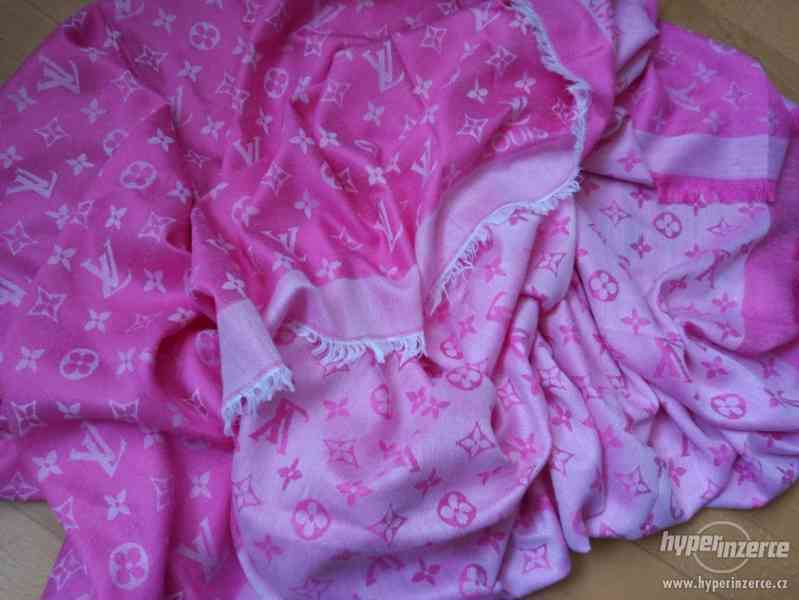 Šátek / pléd (LV) Louis Vuitton růžový - foto 4