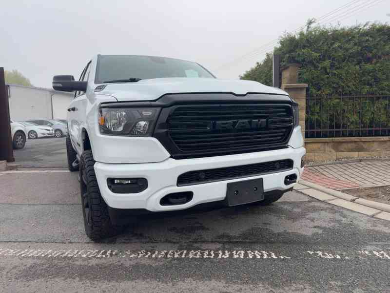 RAM 1500 Bighorn 5,7 Hemi Lonestar Crew 2023 - foto 6