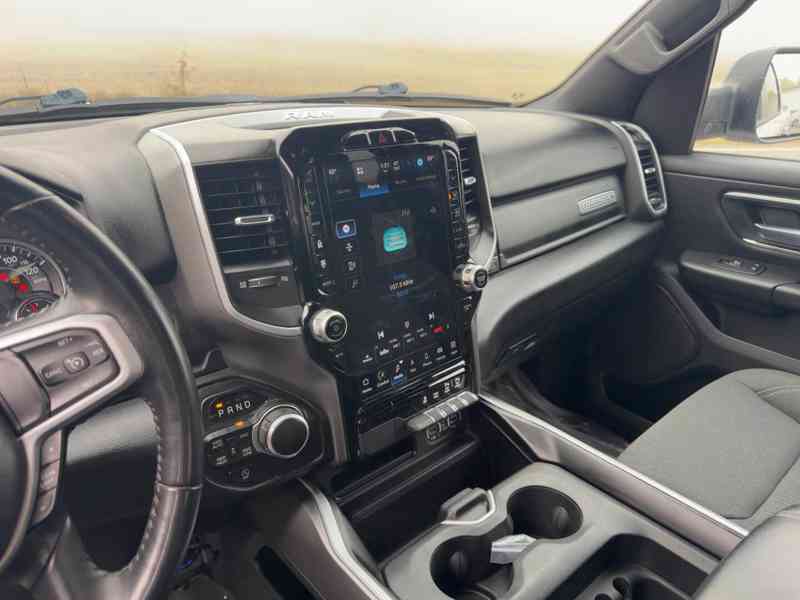 RAM 1500 Bighorn 5,7 Hemi Lonestar Crew 2023 - foto 19