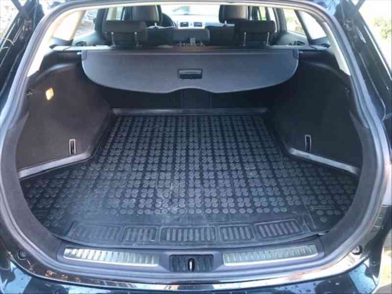 Toyota Avensis 1,8   _RV 2012_108 kW - foto 17