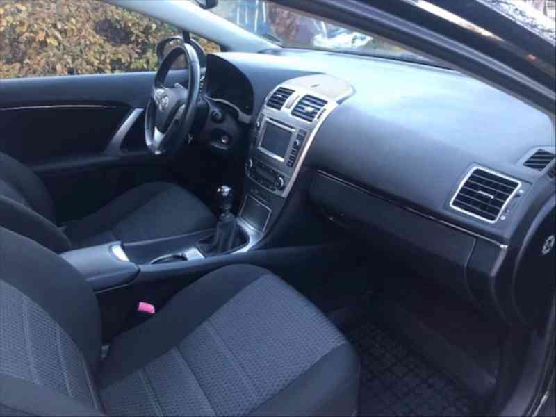 Toyota Avensis 1,8   _RV 2012_108 kW - foto 4