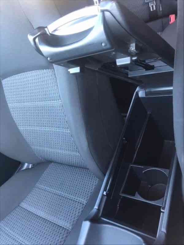 Toyota Avensis 1,8   _RV 2012_108 kW - foto 15