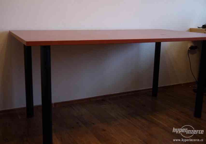Stoly do kanceláře nebo zasedací místnosti - barva třešeň - foto 2
