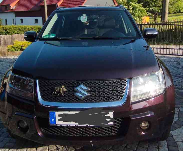 Suzuki Grand Vitara 2.0i Limited Edition benzín 103kw - foto 8