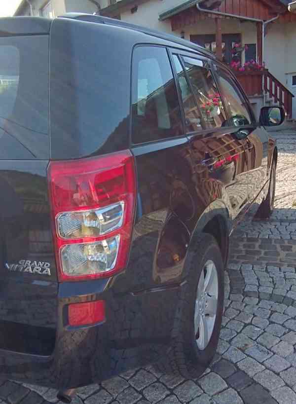 Suzuki Grand Vitara 2.0i Limited Edition benzín 103kw - foto 3
