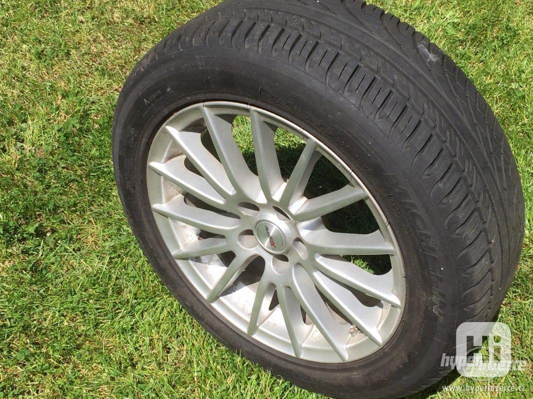 Hliníky na ALFU a pneu MICHELIN 185/ 60 R 16   - foto 1