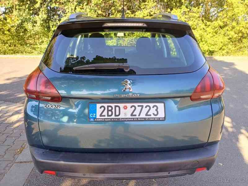 Peugeot 2008 1,2   55 tis km - foto 16