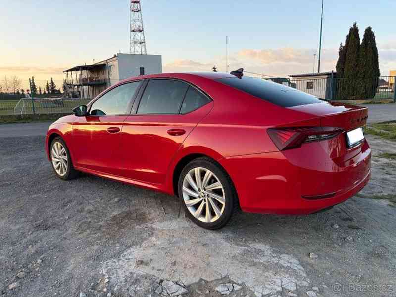 Škoda Octavia 2,0   TDi DSG 110kW DPH HeadUP - foto 5