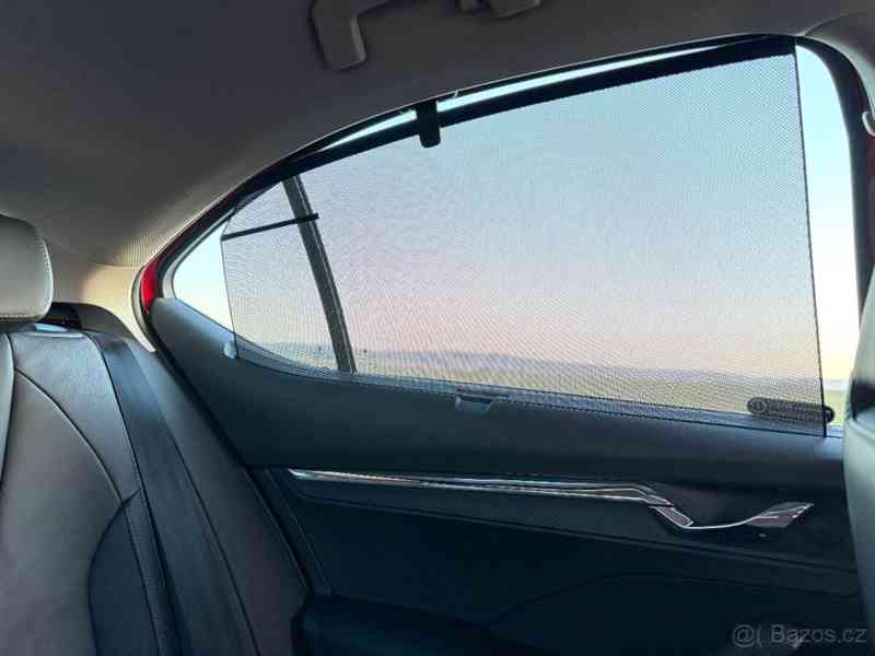 Škoda Octavia 2,0   TDi DSG 110kW DPH HeadUP - foto 3