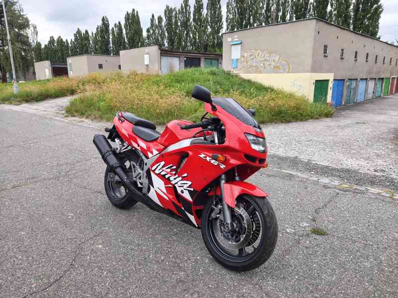 Kawasaki ZX600F rok výroby 1997  - foto 7