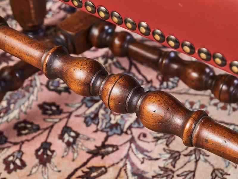 Sada 8 historických židlí ve stylu Ludvíka XIII. - foto 10
