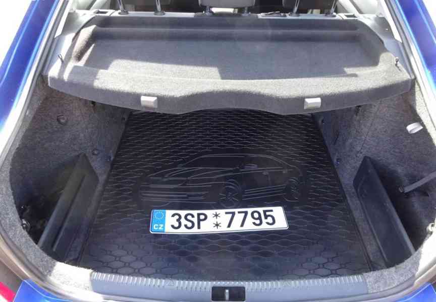 Škoda Octavia 1.6 TDI r.v.2016 (66 kw) Koupeno v ČR - foto 16