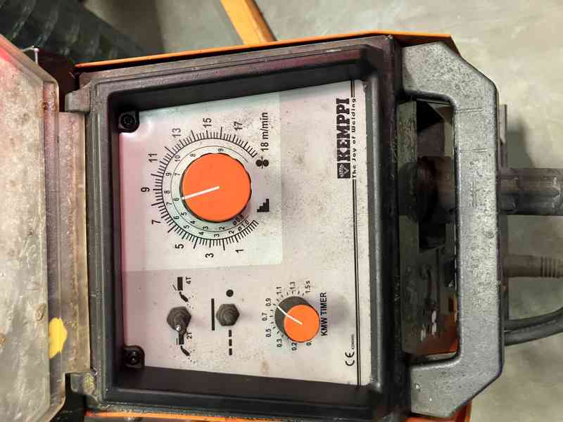 Svařovací stroj CO2 Kemppi - foto 4