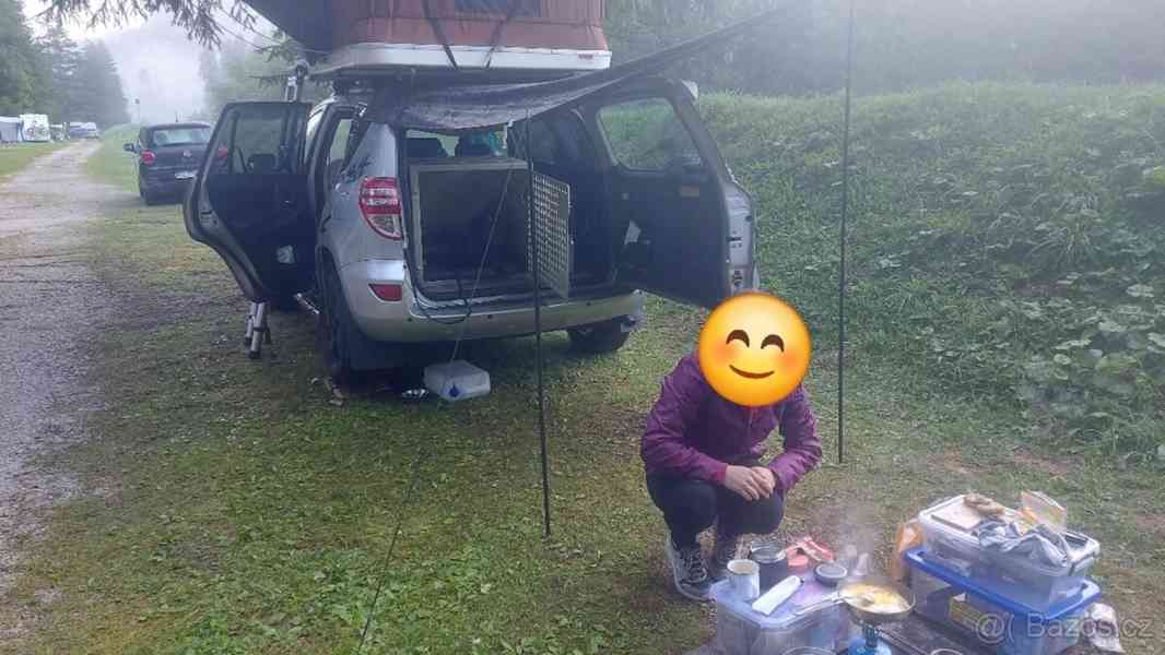 Toyota RAV4 2,2   2009 - foto 7