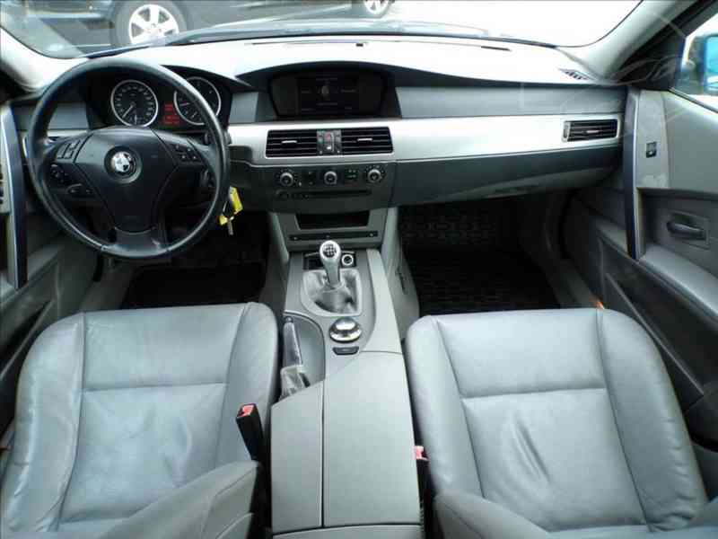 BMW 525 D M57 2,5 KŮŽE,XENON,NAVI - foto 5