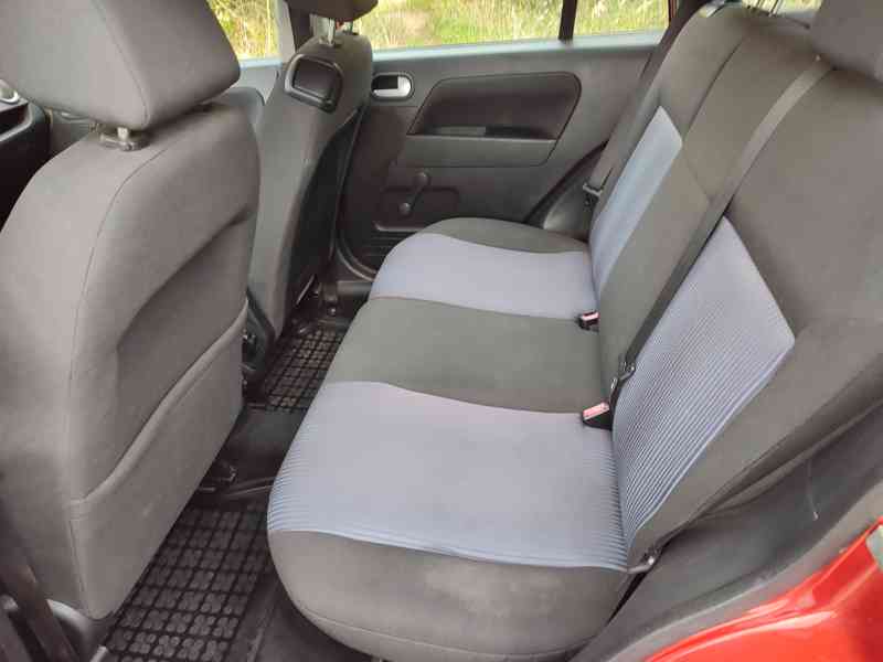 Ford Fusion, garážovaný, tažné zařízení, 154 000km - foto 8