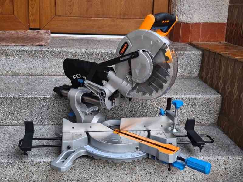 Prodám pokosovou pilu s posuvem FERRIDA 1500 W. - foto 1