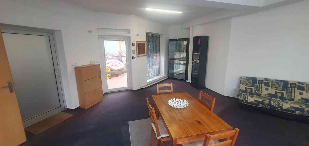 PRONÁJEM Byt 1+1 65m² (vybavený) - foto 5