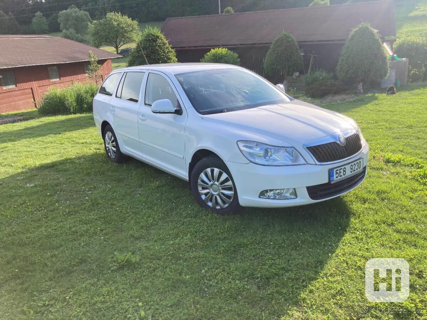 Octavia 2 1,6 Tdi, 77 kw, CAYC  - foto 1