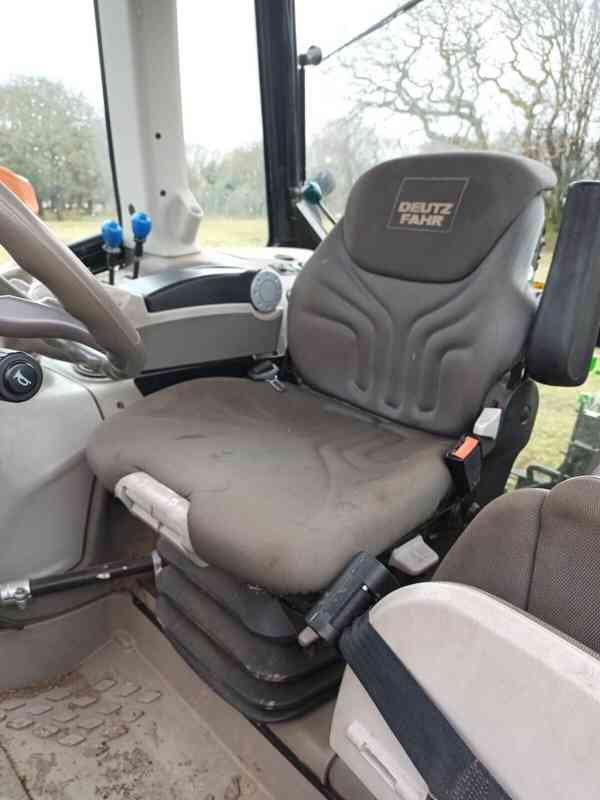 Traktor Deutz Fahr + kompletní čelní nakladač - foto 2