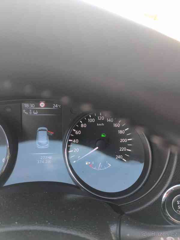 Nissan Qashqai 1,6 - foto 16