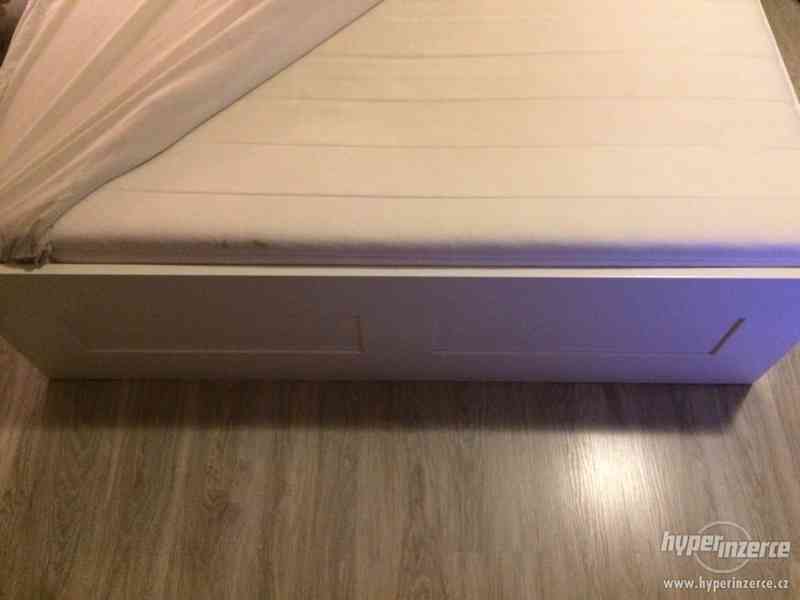 Postel IKEA BRIMNES 160 x 200 - foto 4