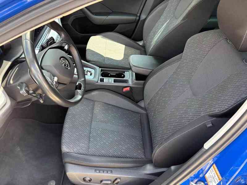 Škoda Octavia 2,0 IV 2020 110kw automat Style - foto 6
