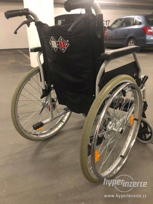 skládací invalidní vozík b+b - foto 2