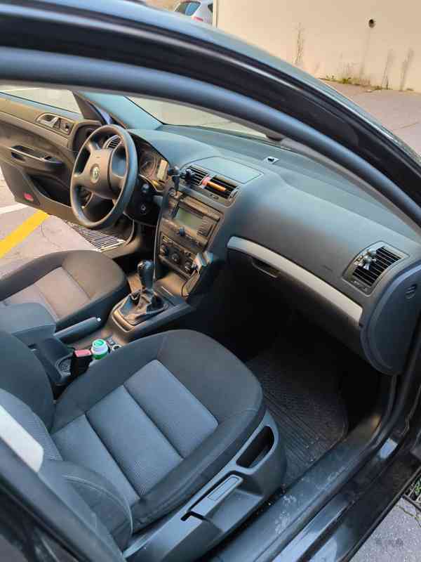 Octavia 2.0 tdi - foto 5