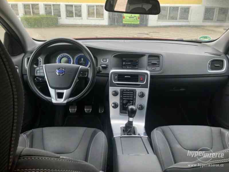 Volvo V60 R D2 Design 85kw - foto 3