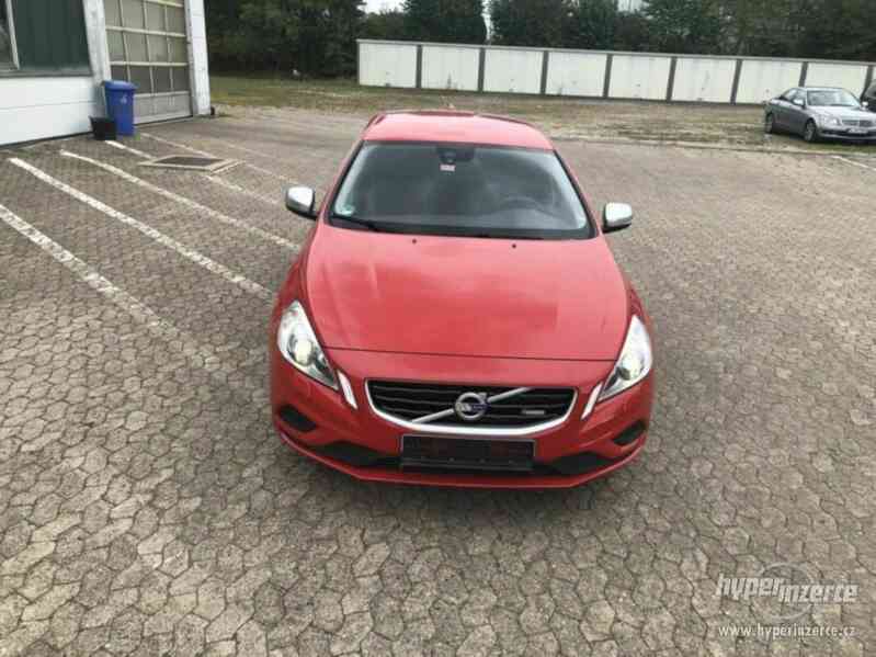 Volvo V60 R D2 Design 85kw - foto 10
