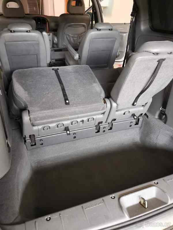 Chrysler Grand Voyager 2,8   limited stown n Go - foto 20