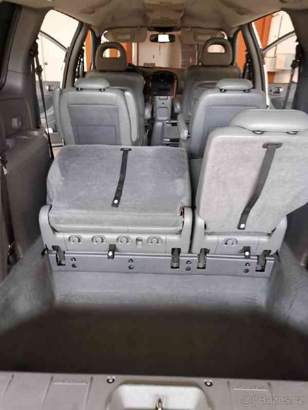 Chrysler Grand Voyager 2,8   limited stown n Go - foto 19